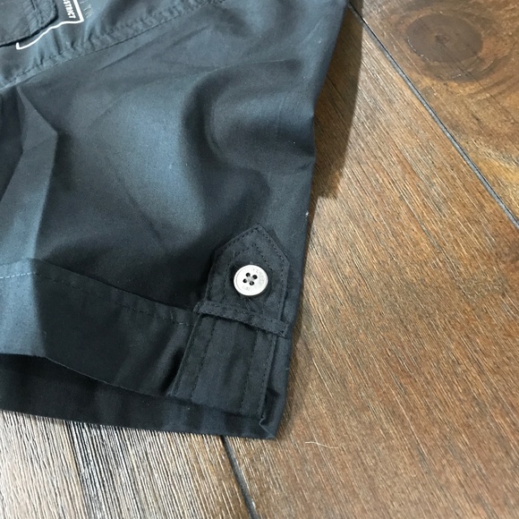 NEW Button-down short sleeve shirt - Picture 4 of 8